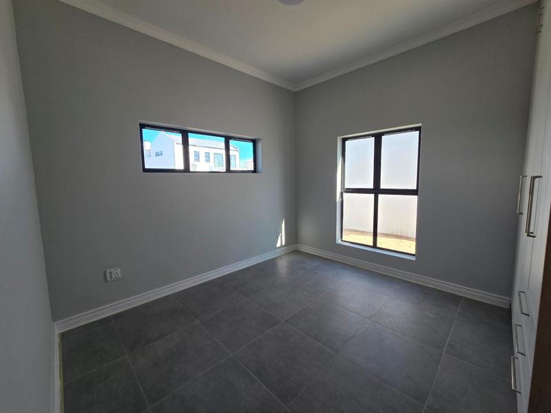 3 Bedroom Property for Sale in Shelley Point Western Cape